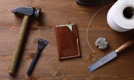 What incentives are provided to leather manufacturers in Panapakkam?