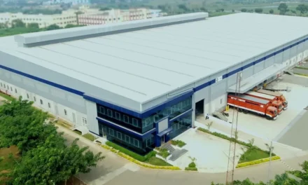 What common facilities are available within the MLFAC Industrial Park?